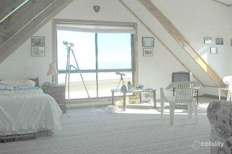 Property photo of 23 Dolphin Drive Smiths Beach VIC 3922