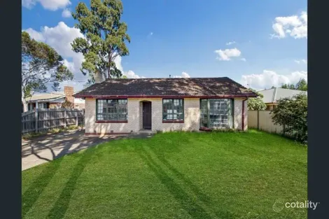 14 Toolern St, Melton South, VIC 3338