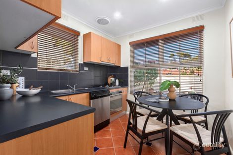 Property photo of 2/29-31 Toolambool Road Carnegie VIC 3163