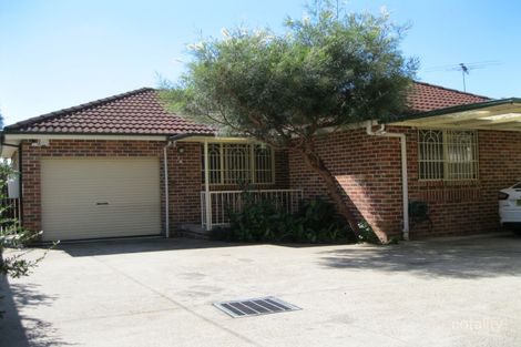 2/17 Claribel St, Bankstown, NSW 2200