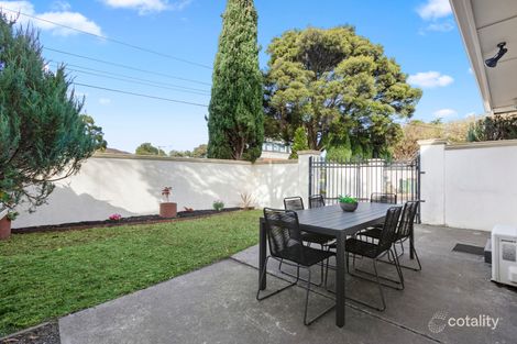 Property photo of 2/29-31 Toolambool Road Carnegie VIC 3163