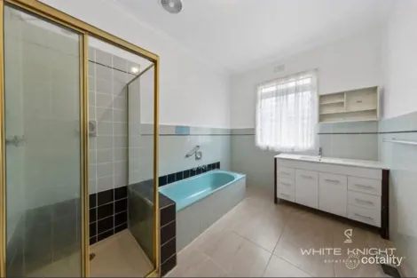 Property photo of 48 Avondale Avenue St Albans VIC 3021