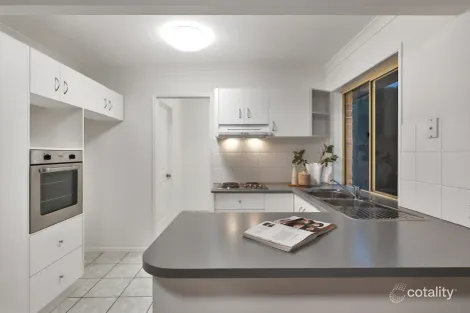 Property photo of 2/98 Ison Street Morningside QLD 4170