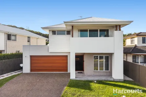 8 Railway Cres, Belmont North, NSW 2280