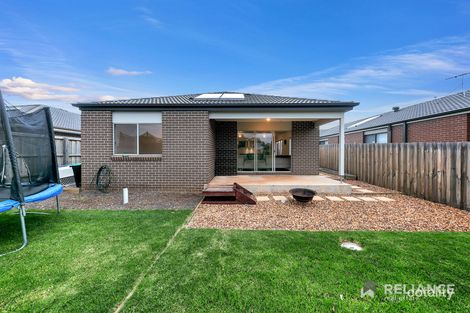 Property photo of 48 James Melrose Drive Brookfield VIC 3338