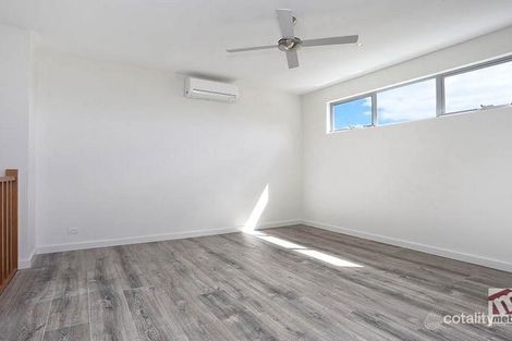 Property photo of 4/18 Leon Avenue Rosebud VIC 3939