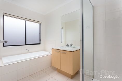 Property photo of 254 Saltwater Promenade Point Cook VIC 3030