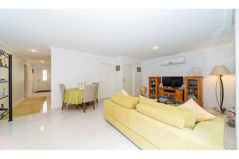 Property photo of 1/13 Hilltop Street Labrador QLD 4215