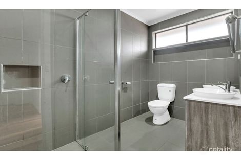 Property photo of 4 Marlock Close Thomastown VIC 3074