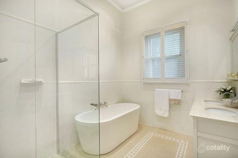 Property photo of 32 Clarinda Road Essendon VIC 3040