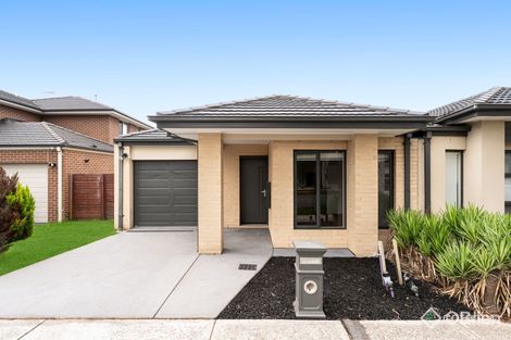 11 Artfield St, Cranbourne East, VIC 3977