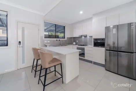 2/175 Kissing Point Rd, Dundas, NSW 2117
