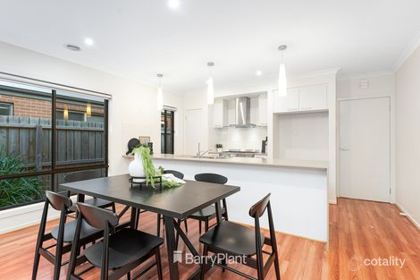 Property photo of 16 Flanagan Close Armstrong Creek VIC 3217