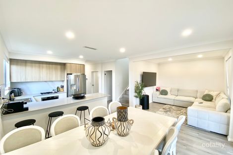 19/33 Parer Ave, Middleton Grange, NSW 2171