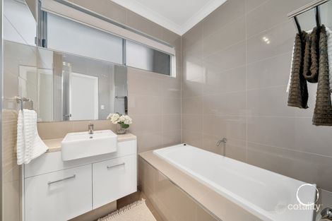 Property photo of 3A Kingborn Avenue Seaton SA 5023