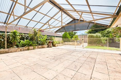 Property photo of 11 Pollard Court Yangebup WA 6164