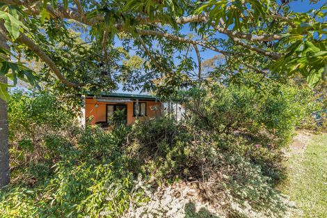 Property photo of 12 Sunrise Road Mossy Point NSW 2537