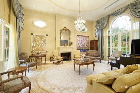 Property photo of 15 Montalto Avenue Toorak VIC 3142