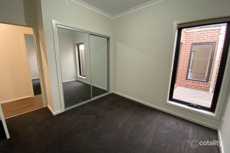 Property photo of 10 Cinder Drive Tarneit VIC 3029