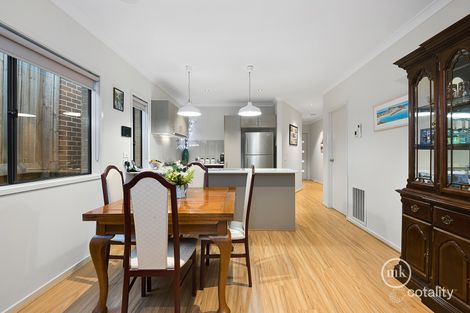 Property photo of 11 Kingbird Crescent Doreen VIC 3754