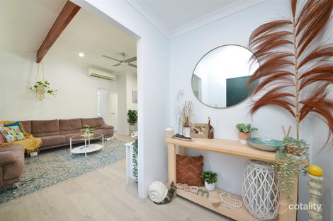 Property photo of 1 Harbour Elbow Banksia Grove WA 6031