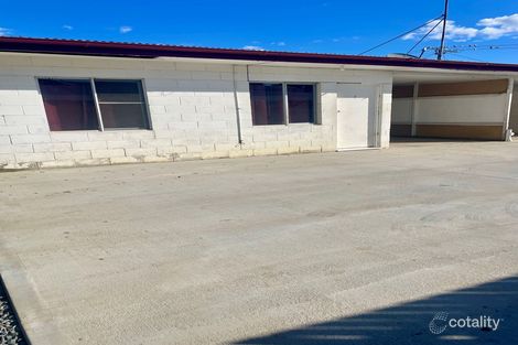 2/12 Pilkington St, Koongal, QLD 4701