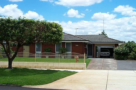 215 Broun Ave, Morley, WA 6062