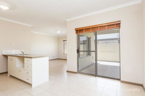 Property photo of 2/25 Peppermint Gardens Aubin Grove WA 6164