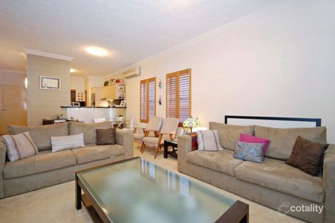 2/140 Commercial Rd, Teneriffe, QLD 4005