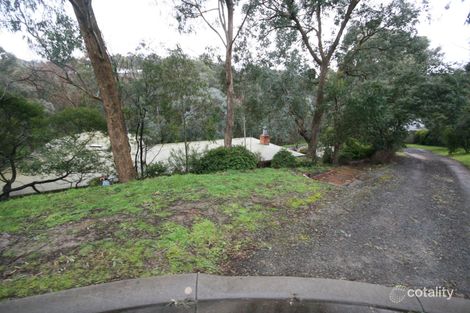 5 Lorraine Ct, Warranwood, VIC 3134