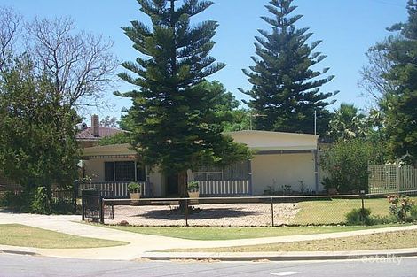 337 Belgravia St, Cloverdale, WA 6105