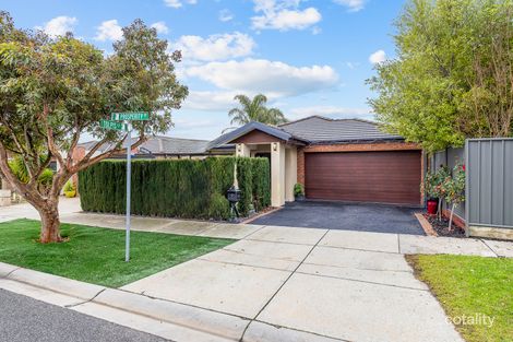 51 Prosperity Ave, Cranbourne North, VIC 3977
