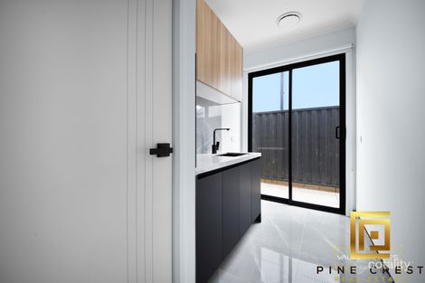 Property photo of 8 Woonan Drive Wyndham Vale VIC 3024