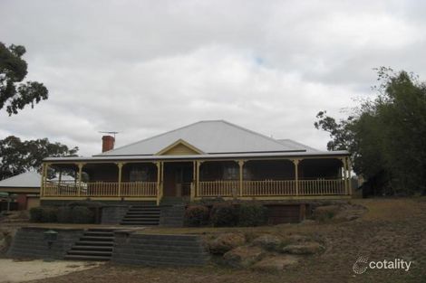 32 Yellow Gum Bvd, Sunbury, VIC 3429