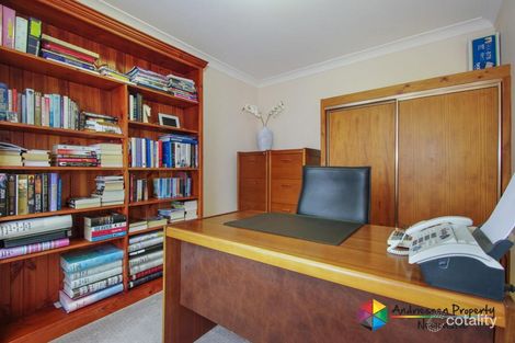 Property photo of 16 Blaxland Road Macquarie Hills NSW 2285