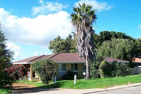 Property photo of 59 Kenny Crescent Rangeway WA 6530