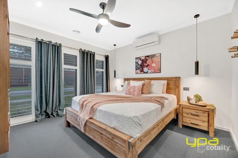 Property photo of 63 Lemon Grove Cranbourne West VIC 3977