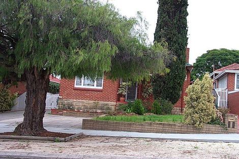 11 Victoria St, St James, WA 6102