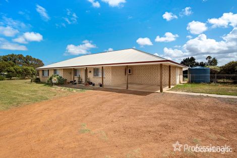 Property photo of 10 Dressage Circle Deepdale WA 6532