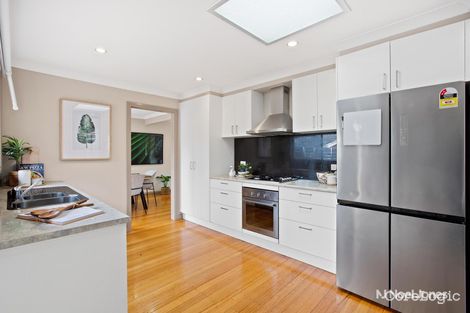 Property photo of 11 Edward Court Croydon VIC 3136