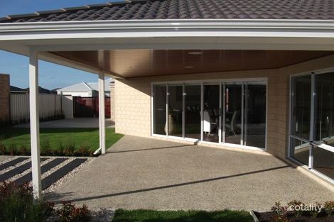 Property photo of 8 Orion Lane Australind WA 6233