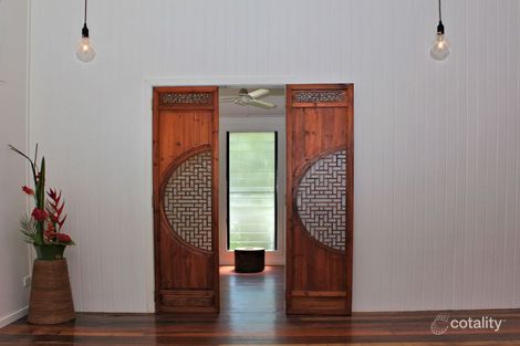 Property photo of 39 Marshall Street Machans Beach QLD 4878
