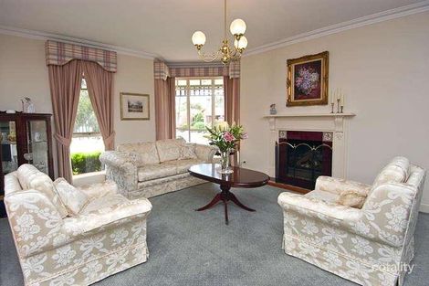 Property photo of 28 David Hockney Drive Diamond Creek VIC 3089