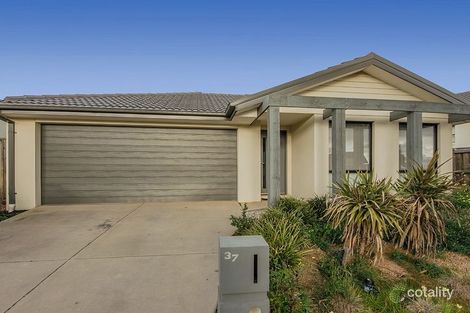 Property photo of 37 Mimosa Way Burnside Heights VIC 3023