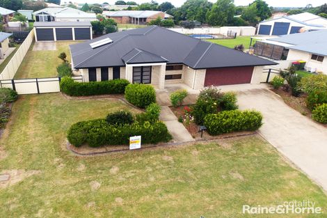 8 Hillview Pde, Kingaroy, QLD 4610