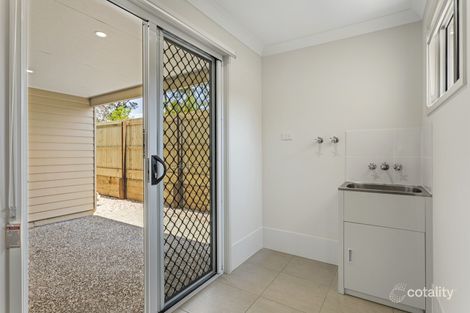 Property photo of 2/81 Second Avenue Marsden QLD 4132
