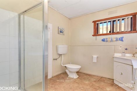 Property photo of 4 Beasley Avenue Werribee VIC 3030