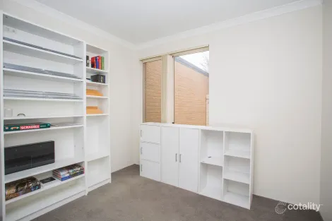 Property photo of 1/17-21 Third Avenue Kelmscott WA 6111