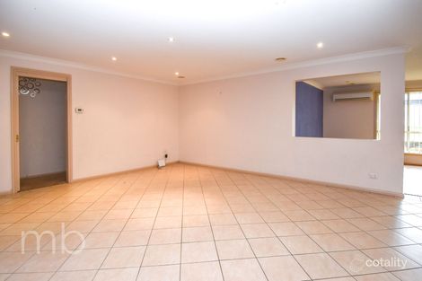 Property photo of 9 Majestic Way Orange NSW 2800