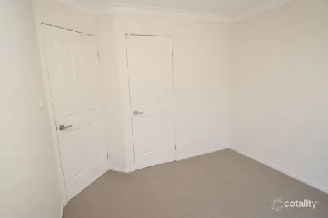 Property photo of 22 Parkes Drive Tenterfield NSW 2372